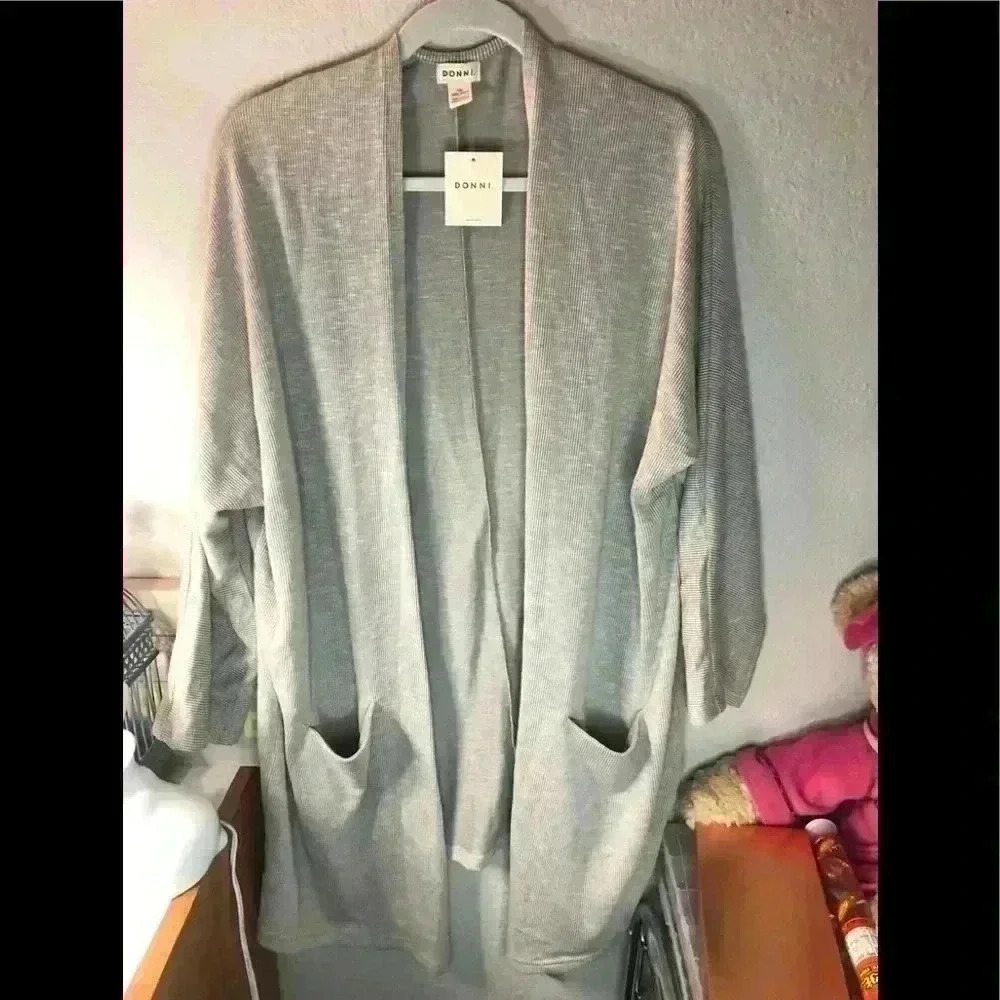 Donni grey cardigan NWT one size